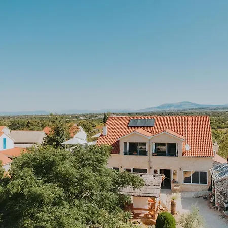 Guest house Kalpic & Lozovac