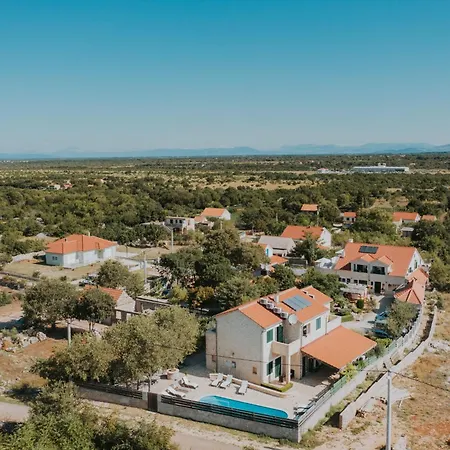 Kalpic & Guest house Lozovac