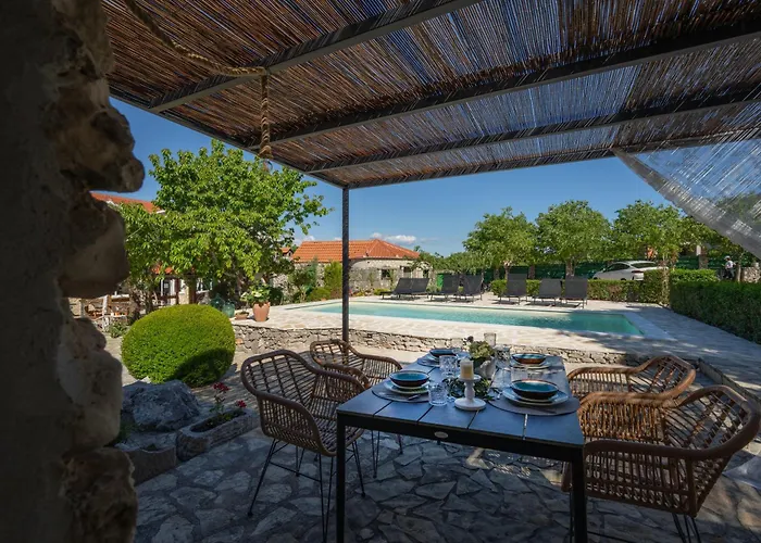 Kalpic & Guest house Lozovac