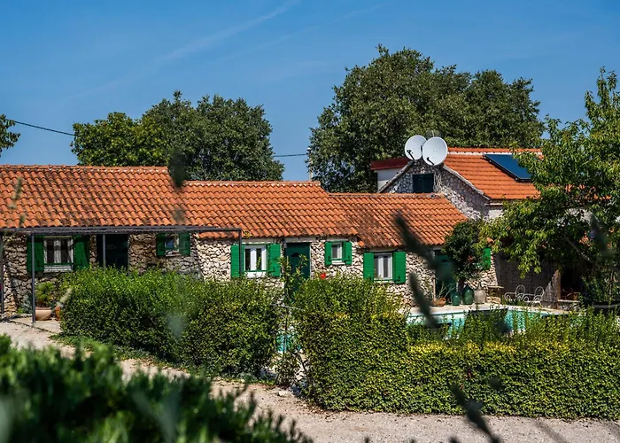 Guest house Kalpic & Lozovac