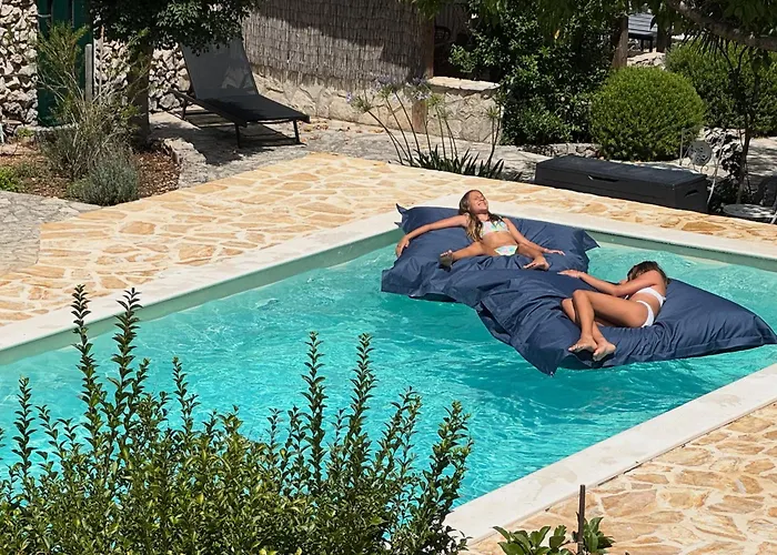 Kalpic & Pensión Lozovac